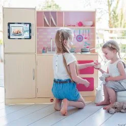 MW Cottage Interactive Kitchen -Award Winners Shop cottage interactive kitchen13741292 a03